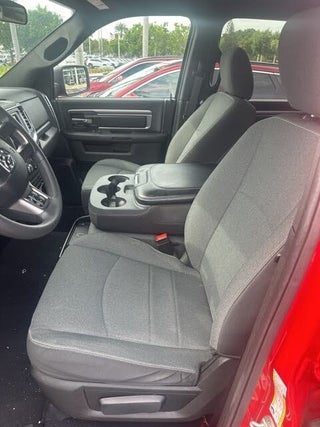 2024 Ram 1500 Classic thumbnail – Deerfield Beach, FL – 3