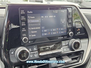2020 Toyota Highlander thumbnail – North Miami Beach, FL – 17