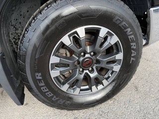 2018 Nissan Titan thumbnail – Hialeah, FL – 23