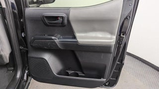 2021 Toyota Tacoma thumbnail – Miami, FL – 21