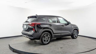 2022 Kia Seltos thumbnail – Miami, FL – 8