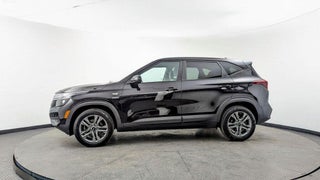 2022 Kia Seltos thumbnail – Miami, FL – 3
