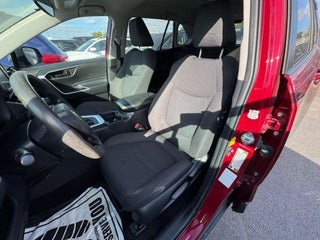 2021 Toyota RAV4 thumbnail – Miami, FL – 22