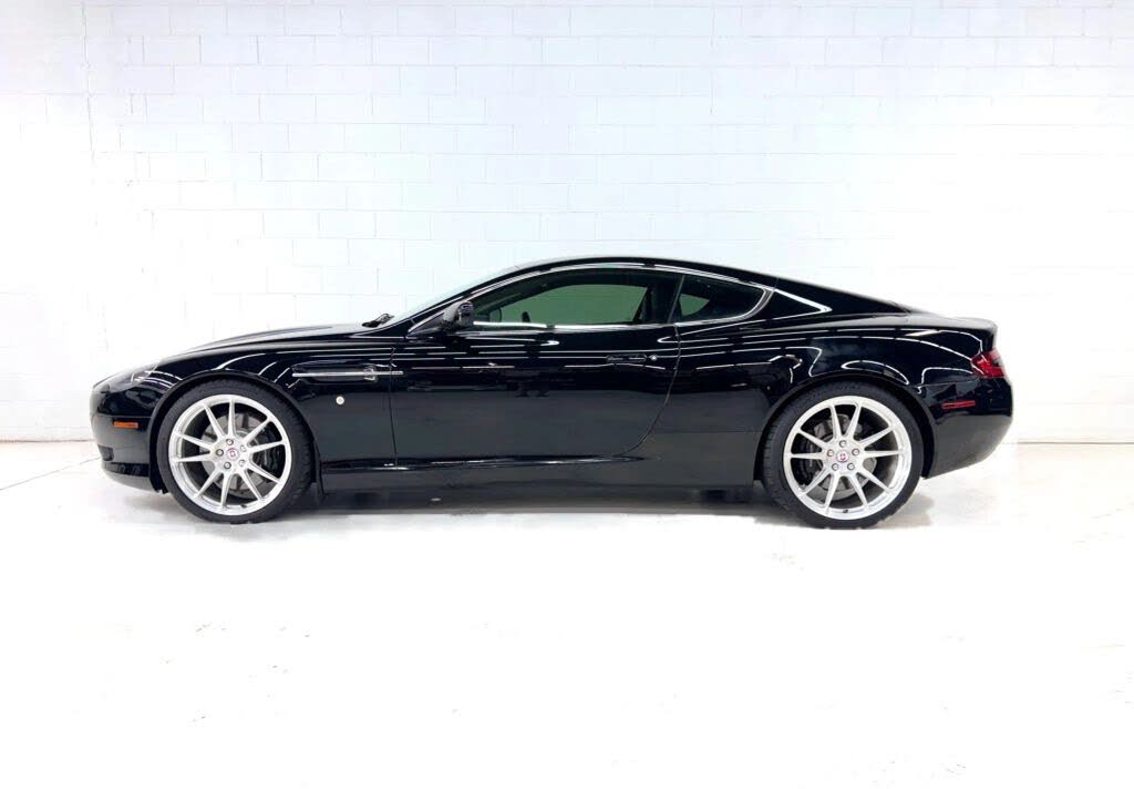 Aston Martin DB9