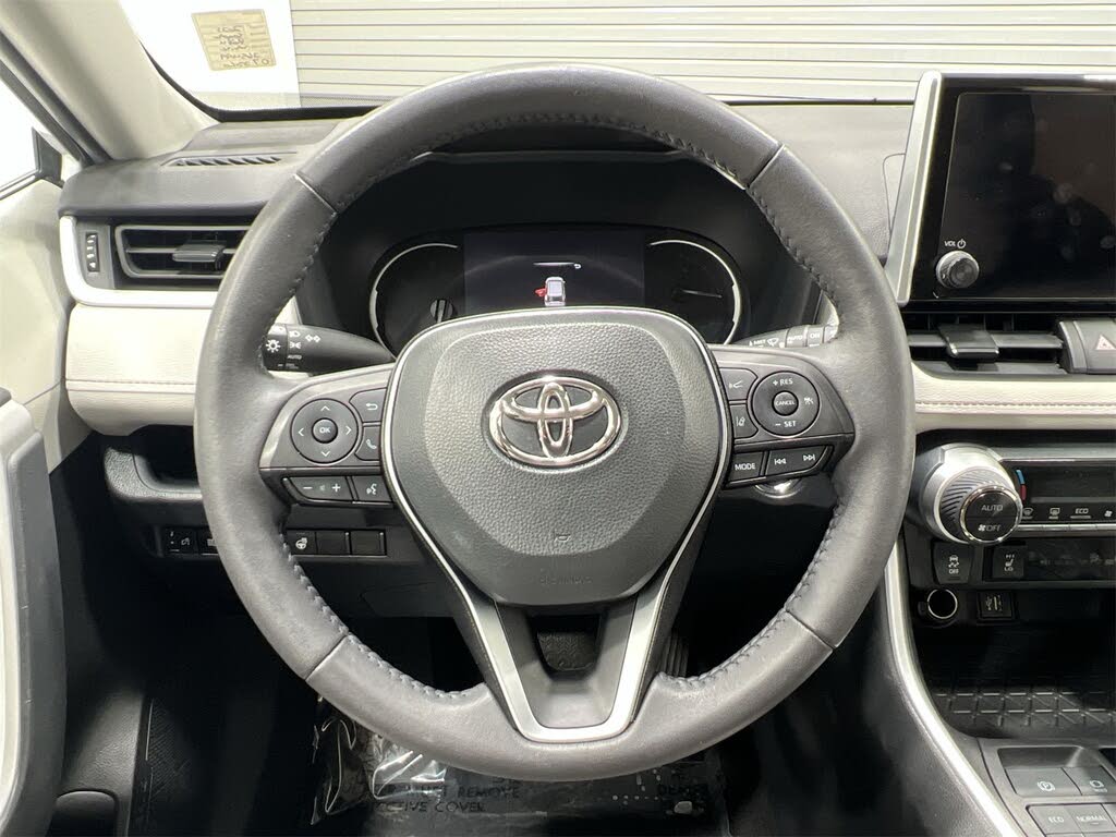 Image of 2023 Toyota RAV4