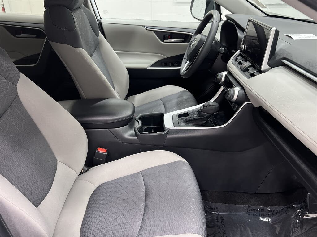 Image of 2023 Toyota RAV4