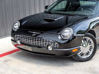 Image of 2002 Ford Thunderbird