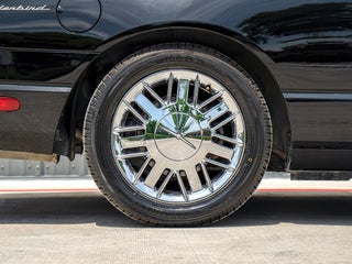 Image of 2002 Ford Thunderbird