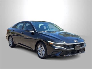 Hyundai ELANTRA Hybrid