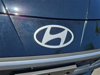 Hyundai ELANTRA Hybrid