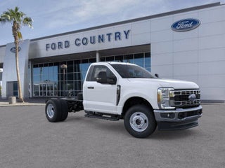 Ford F-350 Super Duty Chassis