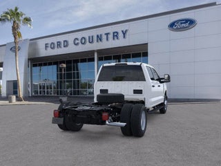 Ford F-350 Super Duty Chassis
