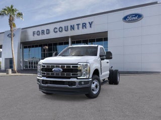 Ford F-350 Super Duty Chassis