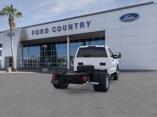 Ford F-350 Super Duty Chassis