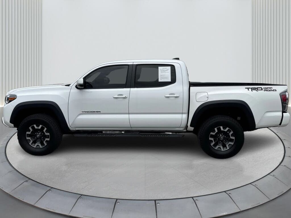 2022 Toyota Tacoma SR5 V6
                                    for sale in Miami, FL – photo 9