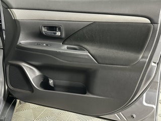 2017 Mitsubishi Outlander thumbnail – Palmetto Bay, FL – 35