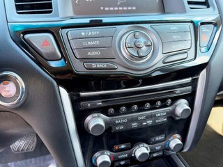 2019 Nissan Pathfinder thumbnail – Oakland Park, FL – 25