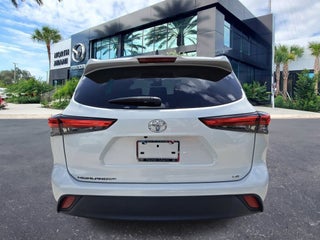 2022 Toyota Highlander thumbnail – Miami, FL – 5