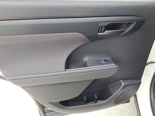 2022 Toyota Highlander thumbnail – Miami, FL – 9