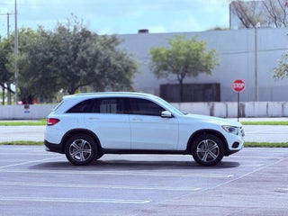 2019 Mercedes-Benz GLC thumbnail – Miami, FL – 18
