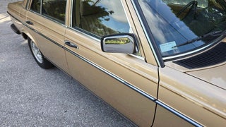 1984 Mercedes-Benz 300-Class thumbnail – Davie, FL – 12