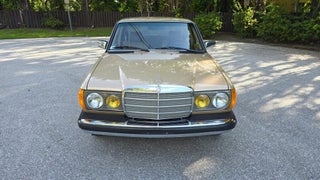 1984 Mercedes-Benz 300-Class thumbnail – Davie, FL – 23