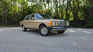1984 Mercedes-Benz 300-Class thumbnail – Davie, FL – 9