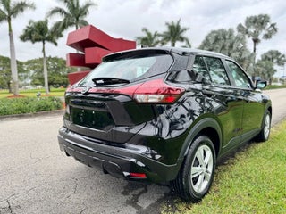 2021 Nissan Kicks thumbnail – Miami, FL – 10