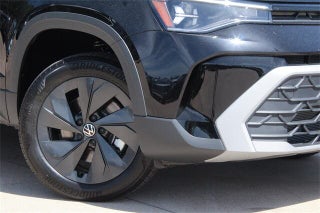 Image of 2025 Volkswagen Taos