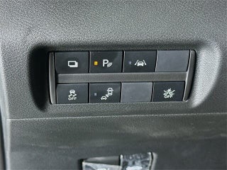 Image of 2025 Nissan Kicks Play