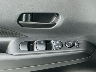 Image of 2025 Nissan Kicks Play