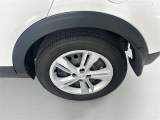 Image of 2025 Nissan Kicks Play