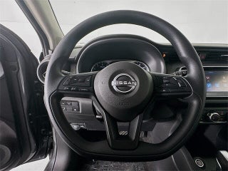 Image of 2025 Nissan Kicks Play