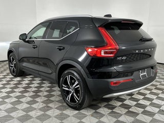 2025 Volvo XC40 thumbnail – Palmetto Bay, FL – 8