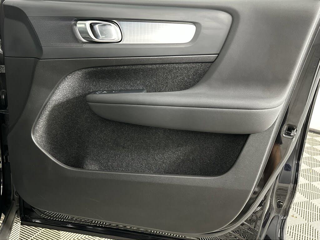 2025 Volvo XC40 Core Bright Theme
                                    for sale in Palmetto Bay, FL – photo 35