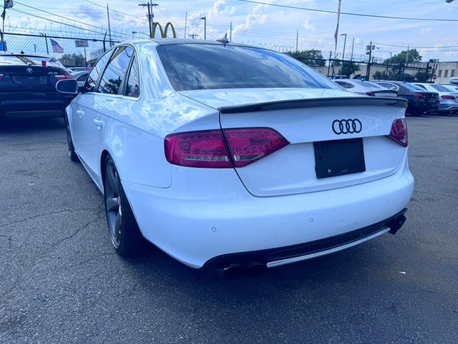 Image of 2010 Audi A4