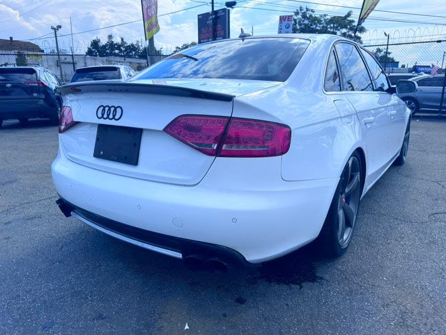 Image of 2010 Audi A4