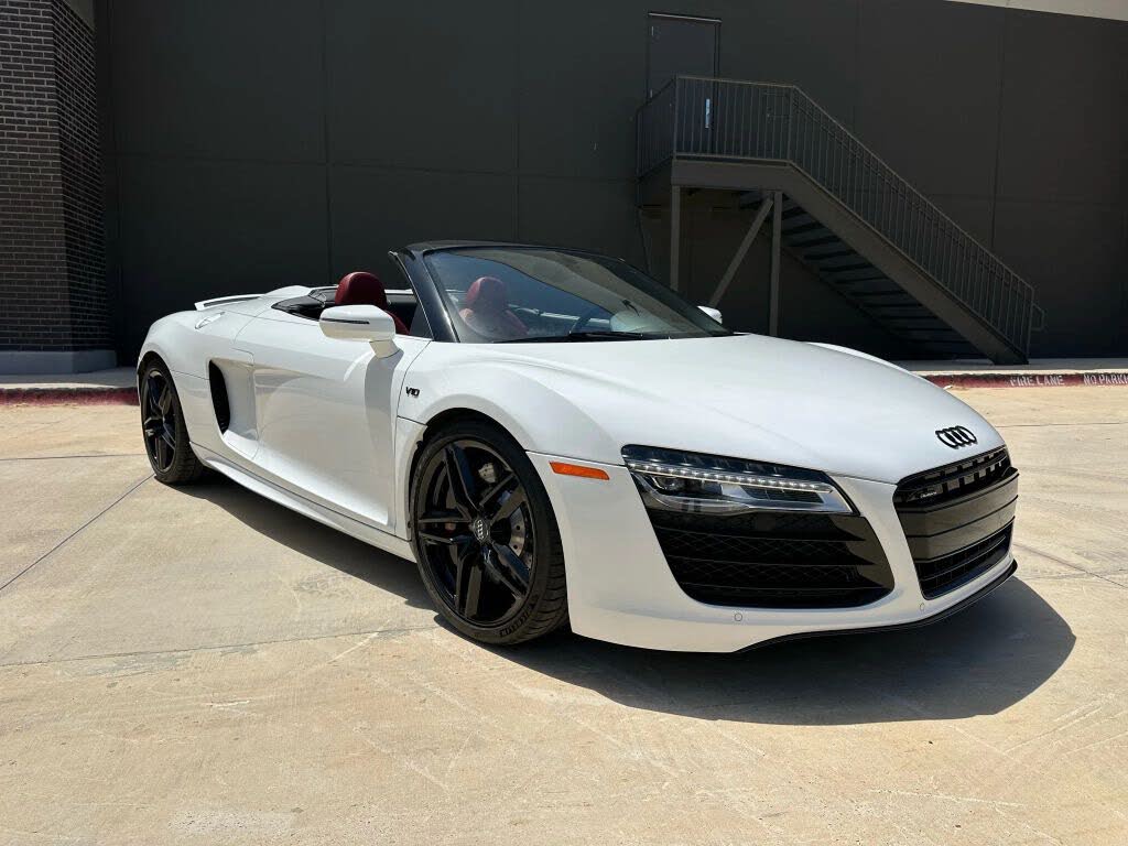 Audi R8