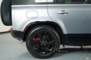2020 Land Rover Defender thumbnail – Pompano Beach, FL – 8