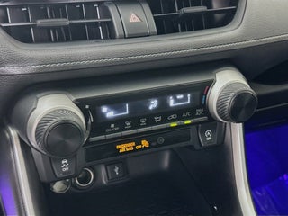 2021 Toyota RAV4 thumbnail – Miami, FL – 12