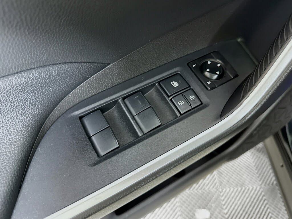 2021 Toyota RAV4 LE
                                    for sale in Miami, FL – photo 14