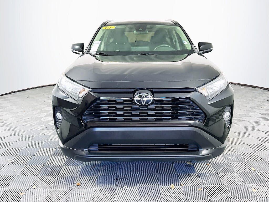 2021 Toyota RAV4 LE
                                    for sale in Miami, FL – photo 2