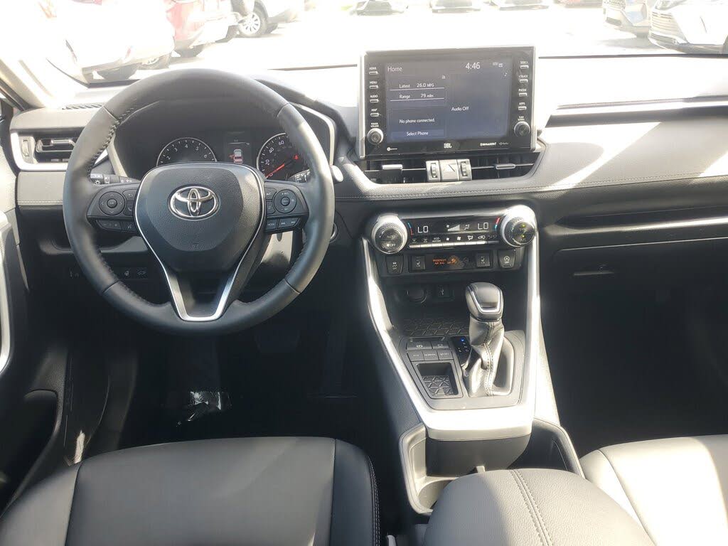 2022 Toyota RAV4 XLE Premium
                                    for sale in Miami, FL – photo 14