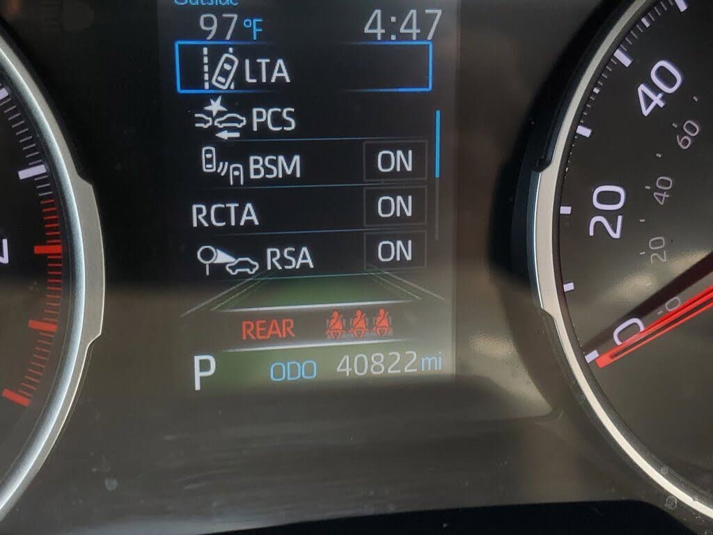 2022 Toyota RAV4 XLE Premium
                                    for sale in Miami, FL – photo 29