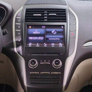 2017 Lincoln MKC thumbnail – Hialeah, FL – 24