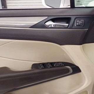 2017 Lincoln MKC thumbnail – Hialeah, FL – 14