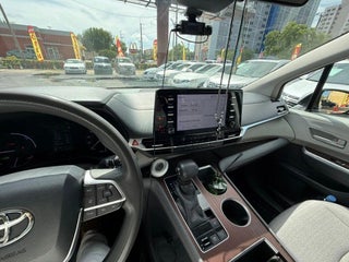 2021 Toyota Sienna thumbnail – Miami, FL – 9