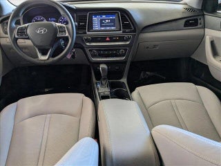 2019 Hyundai SONATA thumbnail – Hialeah, FL – 17