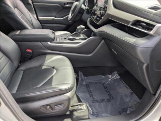 2022 Toyota Highlander thumbnail – Hialeah, FL – 20
