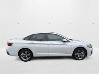 2022 Volkswagen Jetta thumbnail – Hialeah, FL – 4